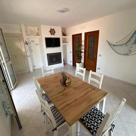 Mare Fuori Apartment